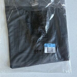 Nike Men's Dark Gray Dri Fit Athletic Shirt Size Medium